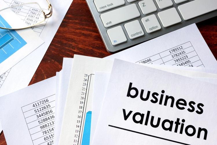 The Importance of Industry Knowledge in Accurate Business Valuation